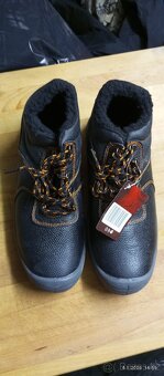 Zimní pracovní boty CXS - 8