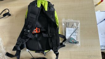 Batoh s LED diodami 5l - zelený - 8