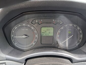 Škoda OCTAVIA II ELEGANCE 2.0 TDi/103kW DSG - 8