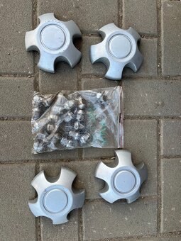 Originál plechové disky TOYOTA R16 - č.99 - 8