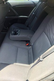 Toyota Avensis 2.2 110kW T27 NOVÁ STK - 8
