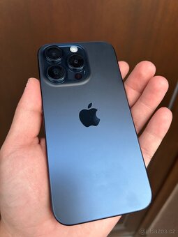 PRODÁM IPHONE 15 PRO 256 GB - TOP STAV - 8