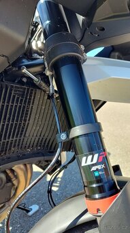 KTM 890 SMT - velká výbava - 8