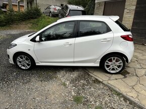 Prodám MAZDA 2 1.3 63kw - NOVÁ CENA - 8