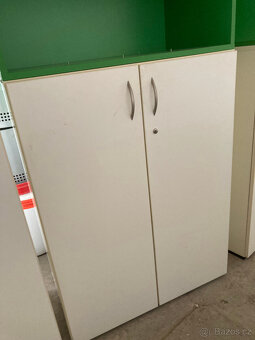 Skříň, skříňka kombinovaná se zámkem, knihovna 1.000 kč - 8