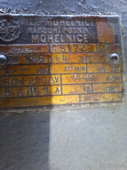 Kolébkou cirkulárku tovární výroby - 8