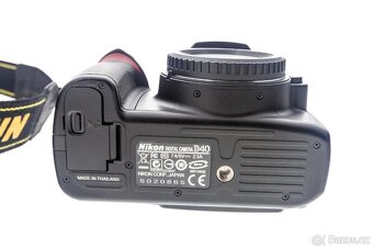 Zrcadlovka Nikon D40 + 18-55mm - 8