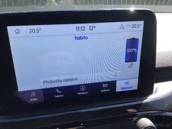 Ford Kuga plaginhybryd - 8