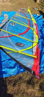 NorthSail plachta 5.8 windsurf lehké poškození - 8