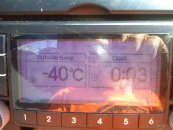 autorádio Hyundai i30 - 8