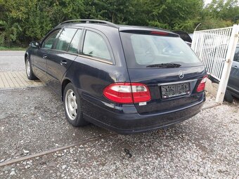 Mercedes-Benz Třídy E 220 CDI T - 8