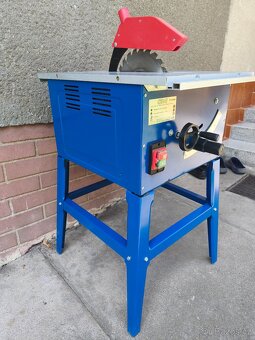 Prodám stolní kotoučovou pilu CMI -1500 W. - 8
