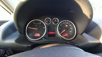 Audi A2 1.4 TDi - 8
