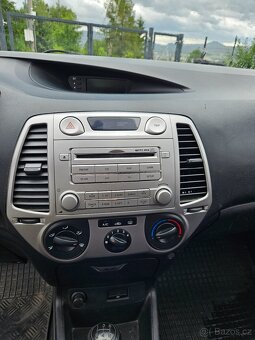 Hyundai i20 1.2 2010 - 8