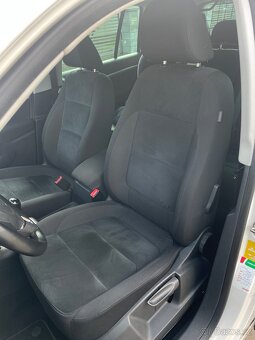 VW Tiguan 2.0 TDi - Pouze 93 tis. km  - 8