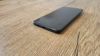 Motorola Moto G72 6GB/128GB šedá - 8