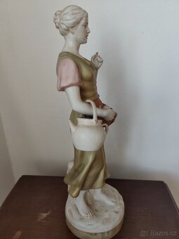 Royal dux veľká porcelánová socha žena s jablkami 52 cm - 8