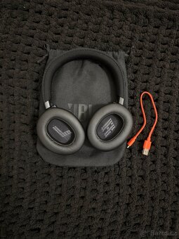 Sluchátka JBL Live 770NC - 8
