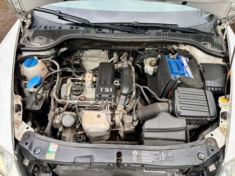 Škoda Octavia II 1.2 TSi 77 kW Facelift - havarovaná - 8