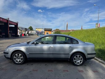 Volkswagen Passat - 8