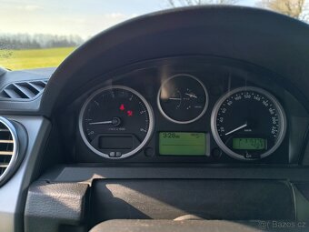 Land Rover Discovery 3 - 8