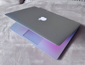 Apple MacBook Air 13” Intel i5, 8GB Ram, 128gb SSD, Top stav - 8