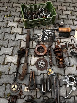 Saab 96 nahradni dily - 8