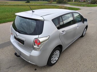 Toyota Verso 1.6 / benzín - 8