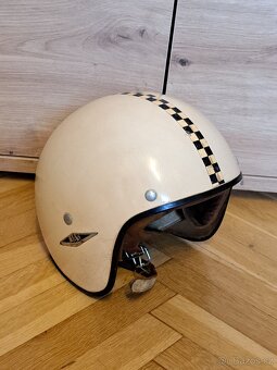 Přilba na veterána, retro přilba- CASSIDA JAS PARDUBICE č. 1 - 8