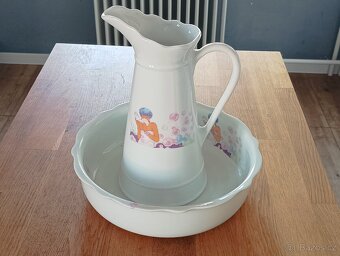 PORCELÁNOVÁ MYCÍ SOUPRAVA FRANCIE - 8