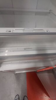 Lednice s mrazákem - 8