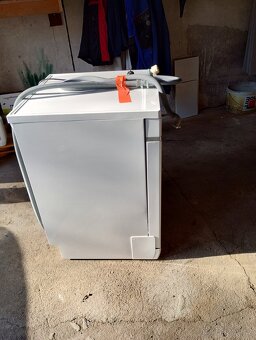 Mikrovlnka,myčka nadobi - 8