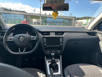 Škoda Octavia 1.4 tsi Elegance - 8