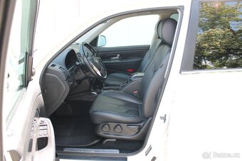 SsangYong Rexton 2.2e-Xdi 131kW 4x4 7Míst 5/2016 LED NAVI - 8