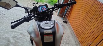 CF MOTO 300 NK - 8