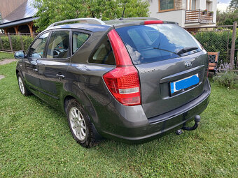 Kia ceed SW 1,6i - 8