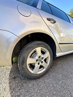 Škoda Fabia combi 1.4 benzín - 8