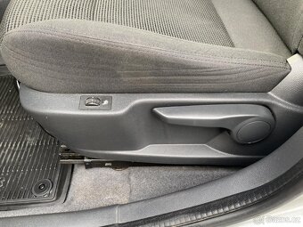 Peugeot 5008 1.6 HDi ,  88 kW nafta, 2015 - 8