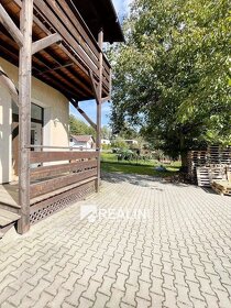 Prodej komerčních prostorů a rodinného domu v obci Jistebník - 8
