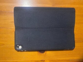 Prodam ipad Pro 9,7” + pencil + obal - podsvicena klavesnice - 8