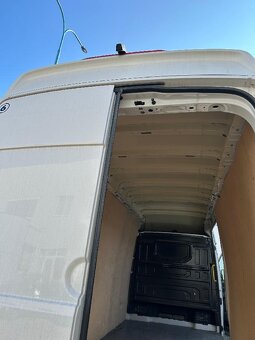 Volkswagen Crafter 130 kW - 8