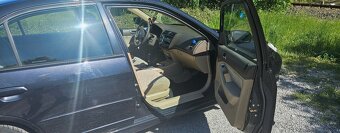 Honda Civic ES7 16 VTEC - 8
