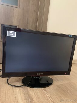PC monitor SAMSUNG, 60cm - 8