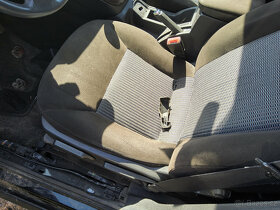 Fiat Croma 2008 1,9D MULTIJET COMBI 110kW DILY z vozu - 8