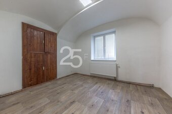 Prodej multifunkčního rodinného domu v obci Kosmonosy - 8