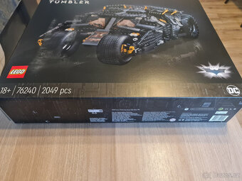 LEGO® Batman™ 76240 Batmobil Tumbler + dárek - 8