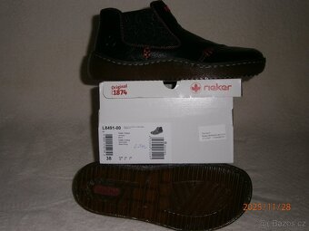 Dámské kotníčkové boty RIEKER vel.: 38 - 8