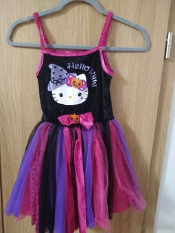 Různé dívčí šaty 122-134 - 8