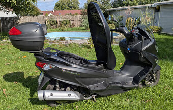 Suzuki AN 125 Burgman - 8