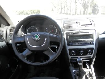 Škoda Octavia 1.6 TDi Ambi. VADA MOTORU - 8